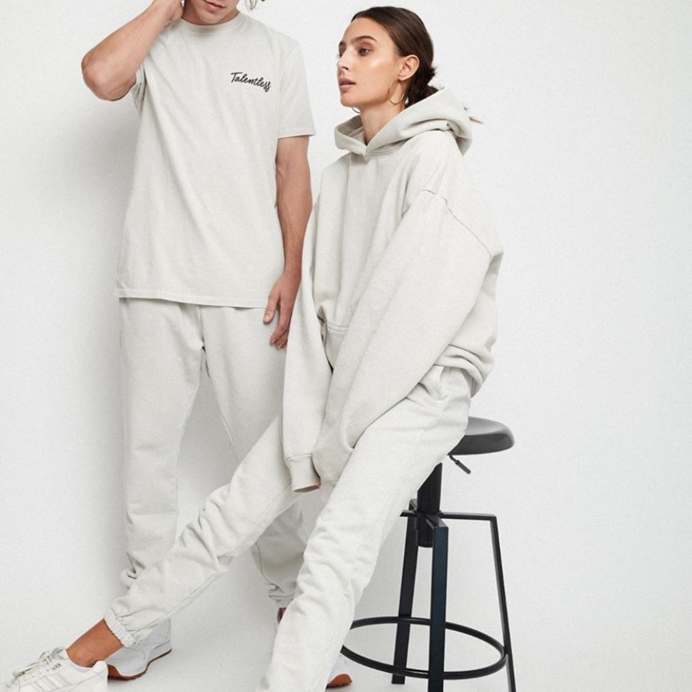 Talentless (by Scott Disick) Circle Logo Hoodie - Picture 3 of 8